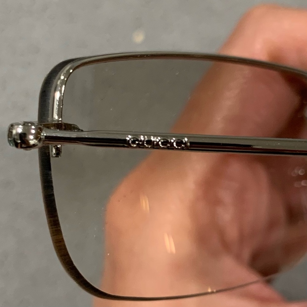 Vintage Gucci Y2K Sunglasses - Picture 5 of 5